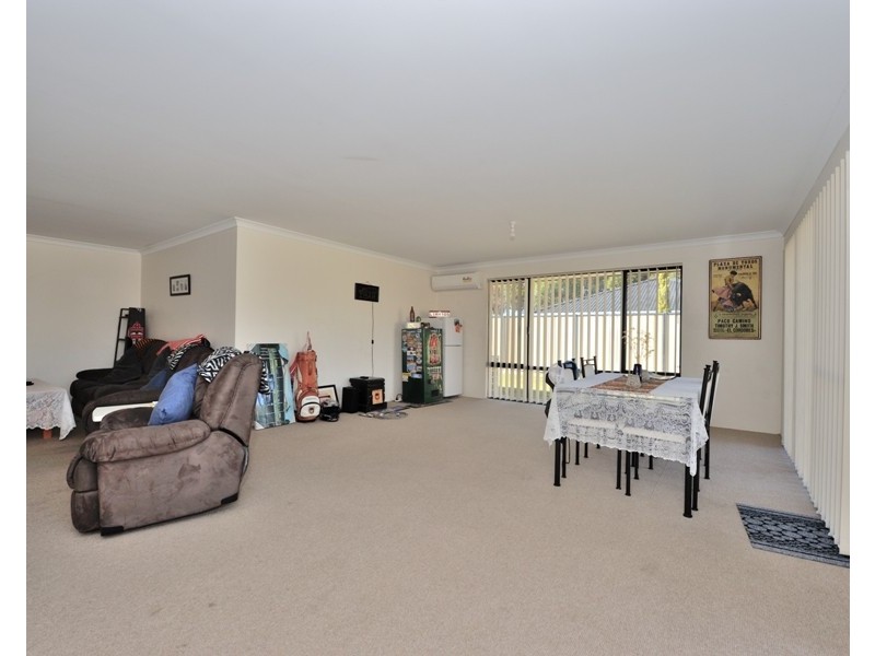 20 Sorrento Turn, Secret Harbour WA 6173