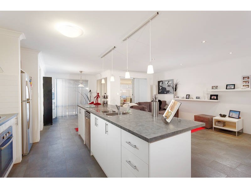 10 Gordona Parade, Beeliar WA 6164