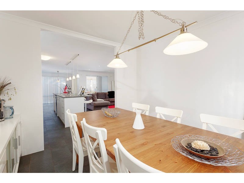 10 Gordona Parade, Beeliar WA 6164