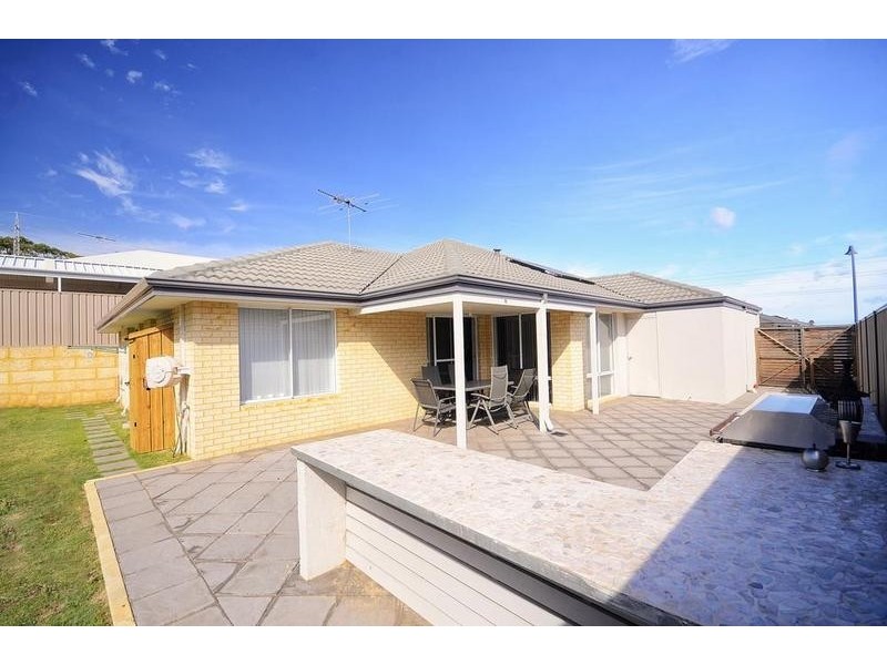 10 Gordona Parade, Beeliar WA 6164