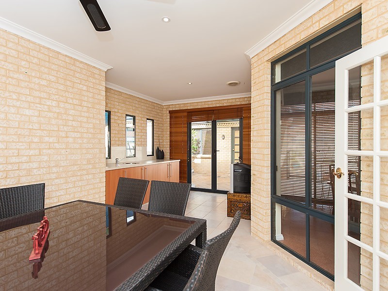 82 Peterborough Circle, North Lake WA 6163