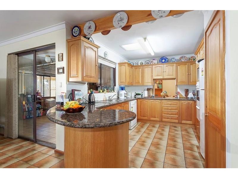 17 Hanrahan Loop, Kardinya WA 6163
