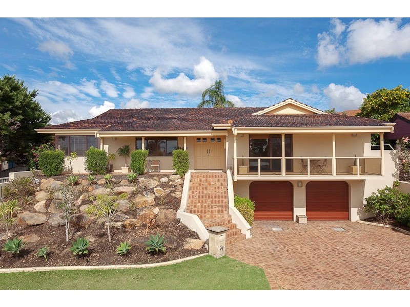 34 Le Souef Drive, Kardinya WA 6163