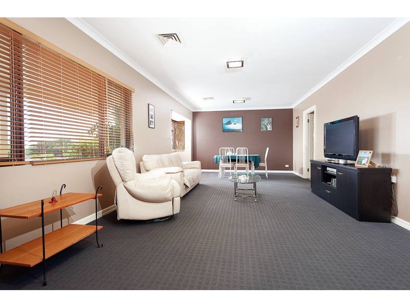 34 Le Souef Drive, Kardinya WA 6163