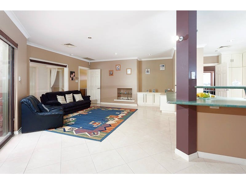 34 Le Souef Drive, Kardinya WA 6163