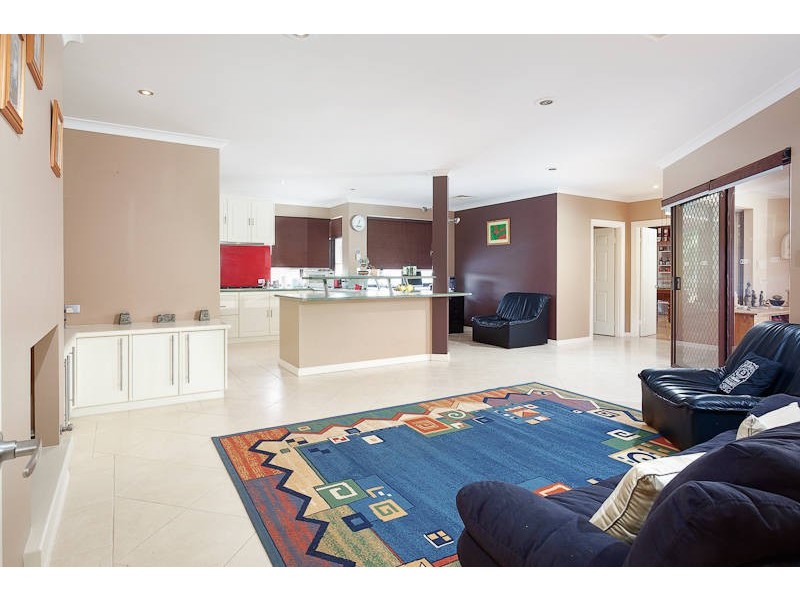 34 Le Souef Drive, Kardinya WA 6163