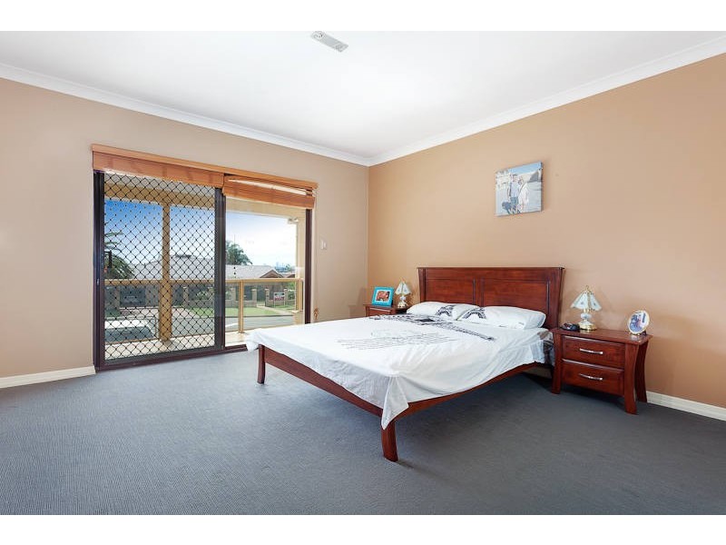 34 Le Souef Drive, Kardinya WA 6163