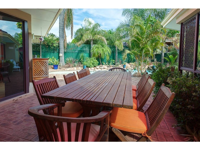 34 Le Souef Drive, Kardinya WA 6163