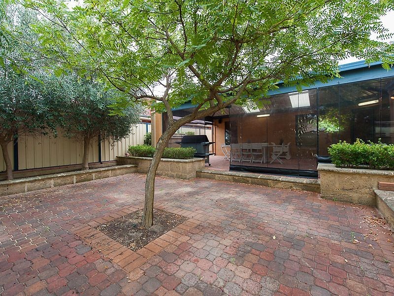 33 Westerway Terrace, North Lake WA 6163