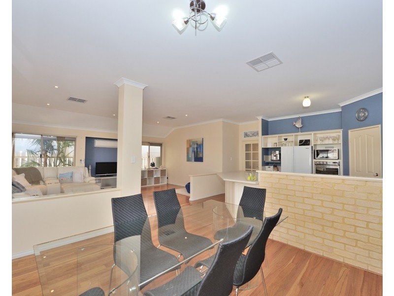 3 Cote D’Azur Gardens, Port Kennedy WA 6172