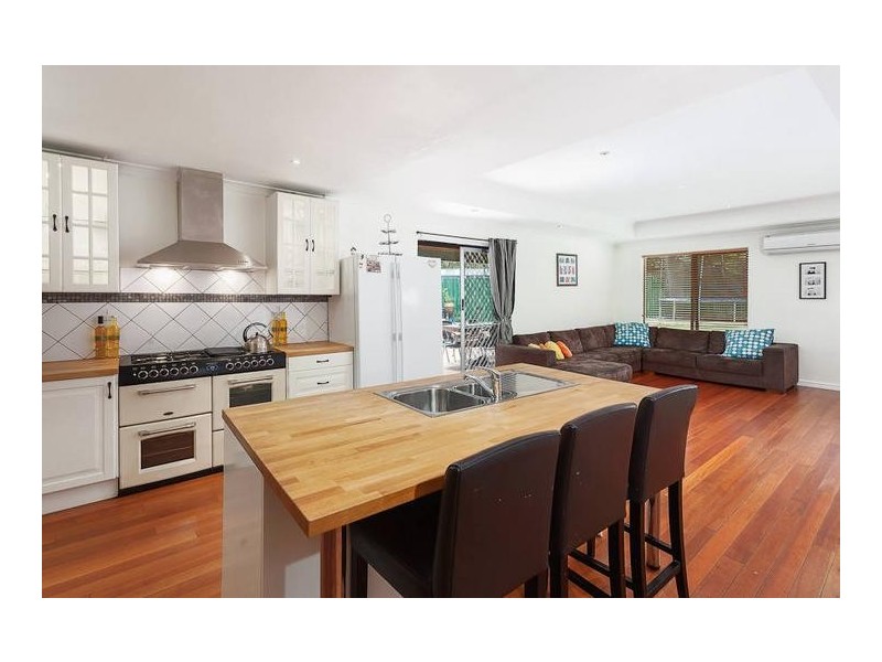 32 Plover Drive, Yangebup WA 6164