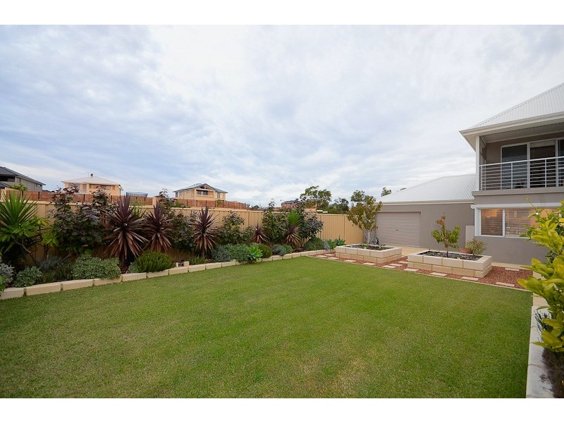 23 Peregrine Circle, Beeliar WA 6164