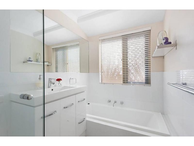 10 Magnolia Gardens, Yangebup WA 6164