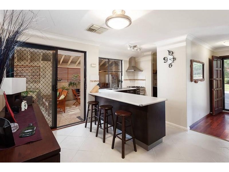 11 Glenbawn Drive, South Lake WA 6164