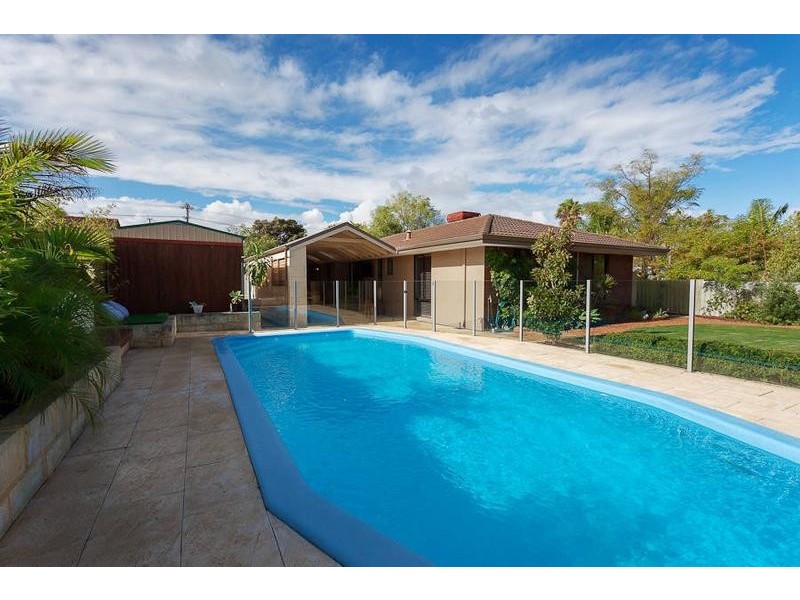 11 Glenbawn Drive, South Lake WA 6164