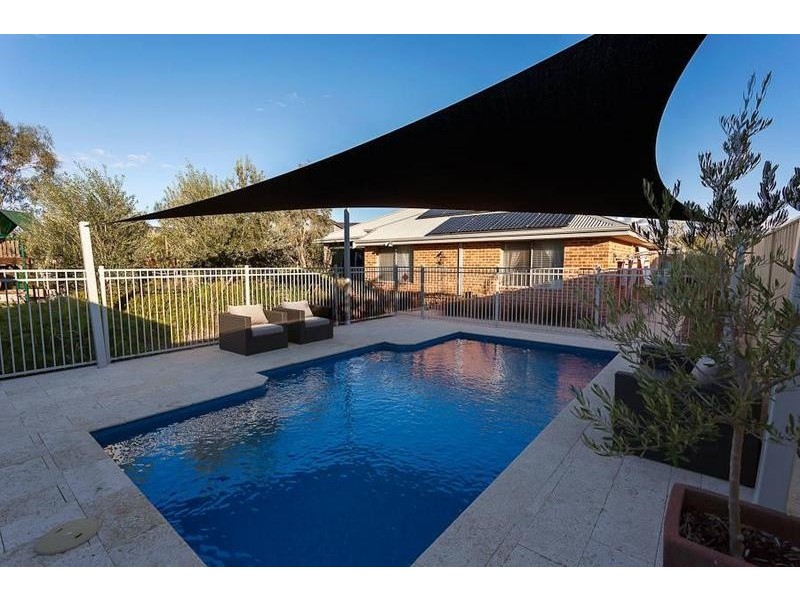 91 Gibbs Road, Atwell WA 6164