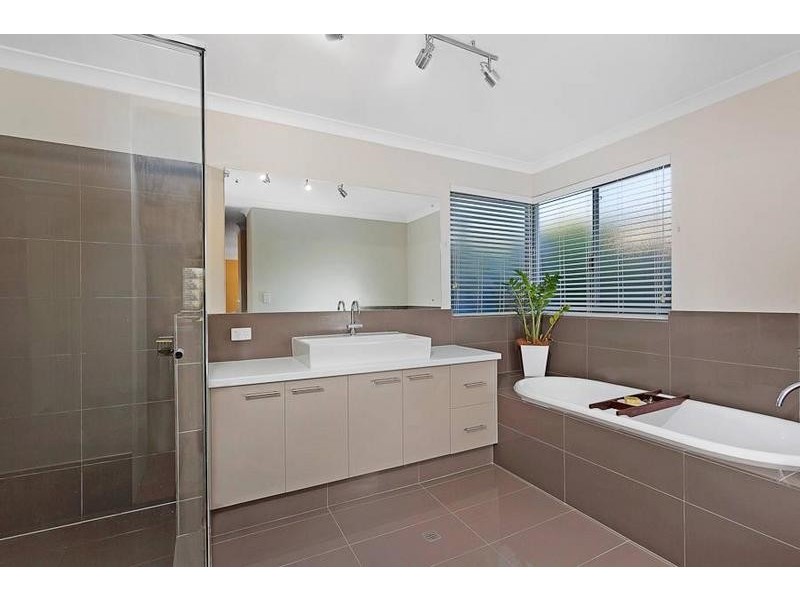 91 Gibbs Road, Atwell WA 6164