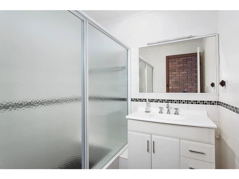 10 Arnold Crescent, Kardinya WA 6163