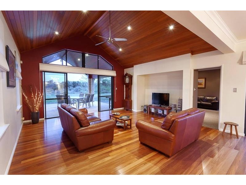 76 Louisiana Glen, Banjup WA 6164