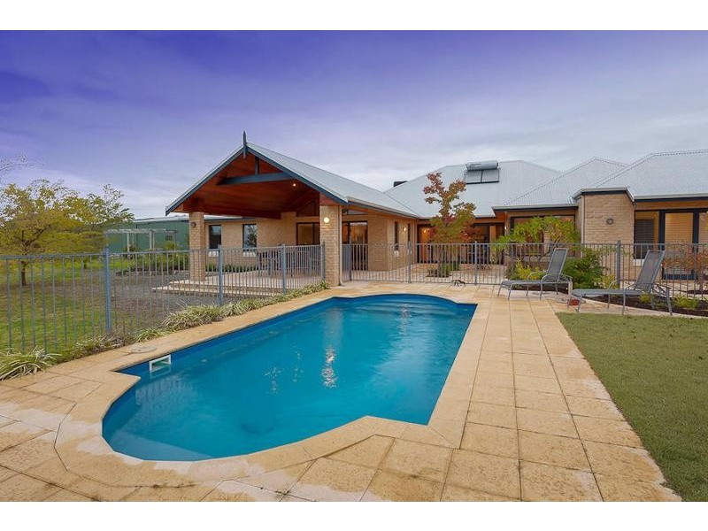 76 Louisiana Glen, Banjup WA 6164