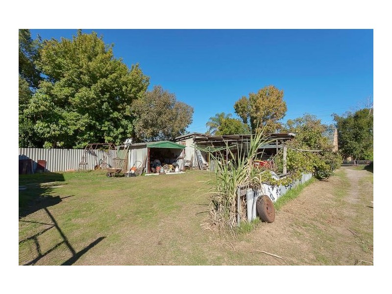 460 Railway Parade, Beckenham WA 6107