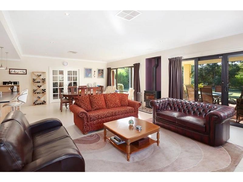 7 Owsten Court, Banjup WA 6164