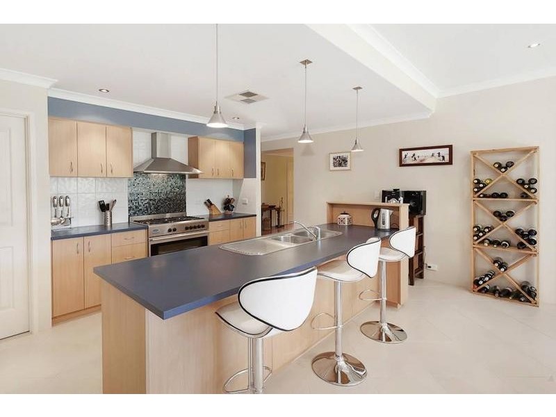 7 Owsten Court, Banjup WA 6164