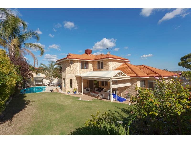 99 Glen Iris Drive, Jandakot WA 6164