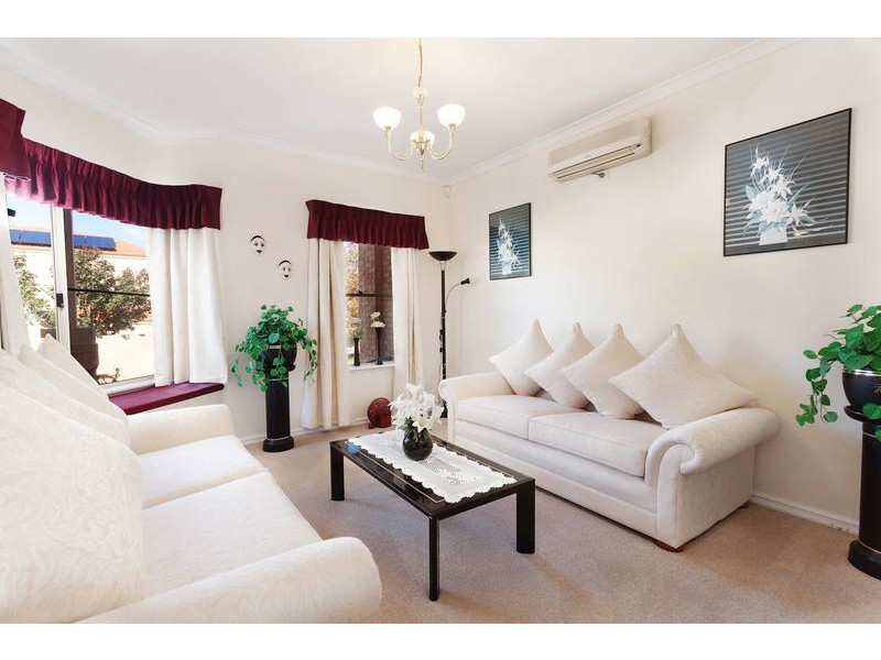 99 Glen Iris Drive, Jandakot WA 6164