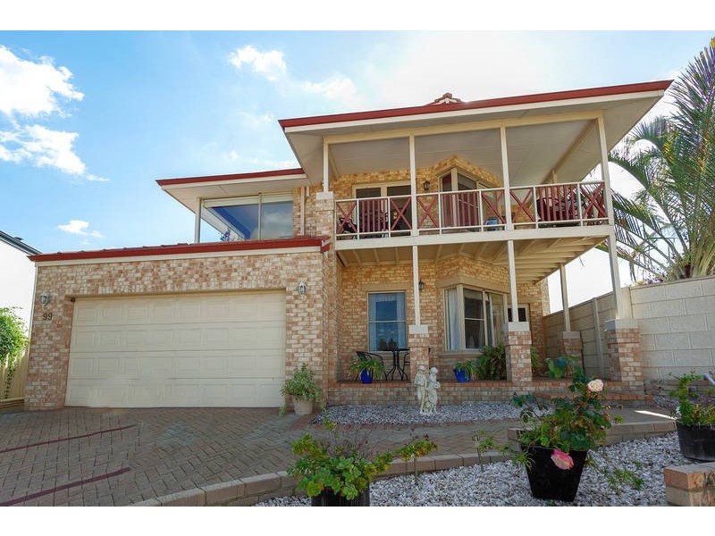 99 Glen Iris Drive, Jandakot WA 6164