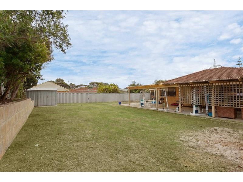 22 Magnolia Gardens, Yangebup WA 6164