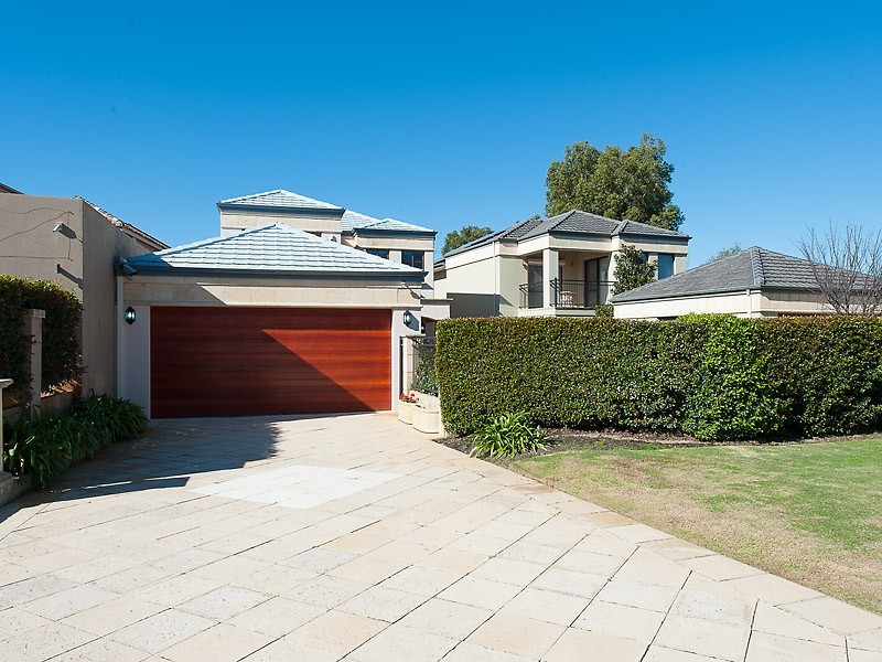 43A Bricknell Road, Attadale WA 6156