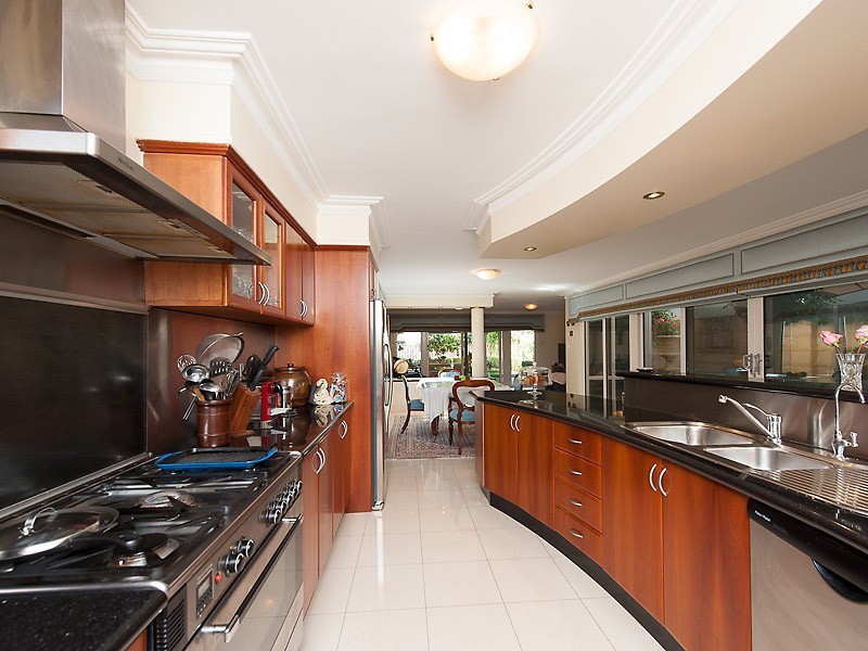 43A Bricknell Road, Attadale WA 6156