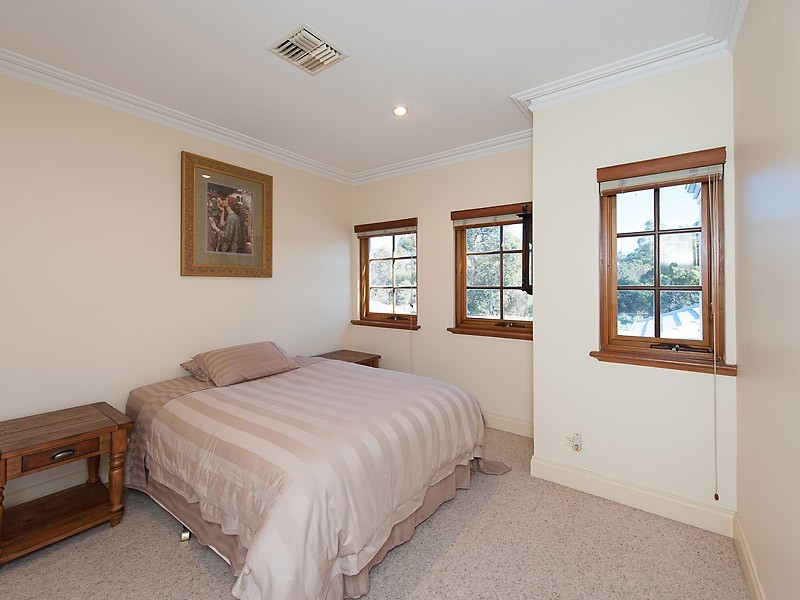 43A Bricknell Road, Attadale WA 6156