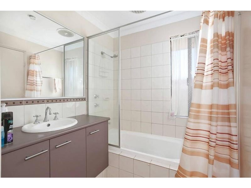 2A McKleery Street, Kardinya WA 6163