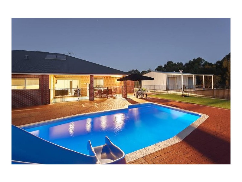 69 Jersey Road, Oakford WA 6121