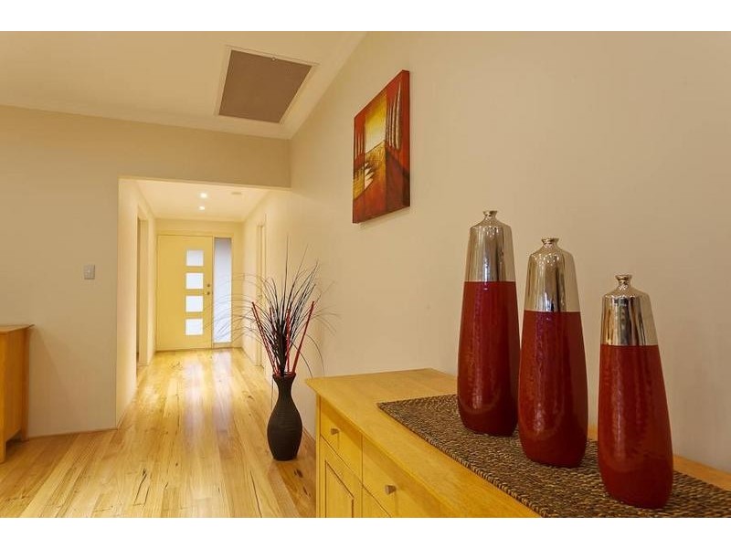 69 Jersey Road, Oakford WA 6121