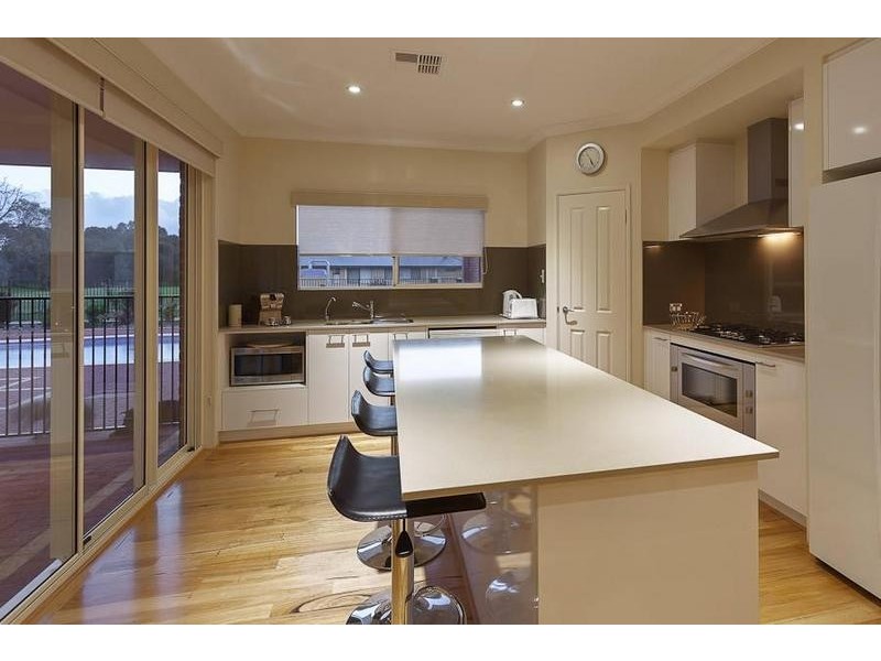 69 Jersey Road, Oakford WA 6121