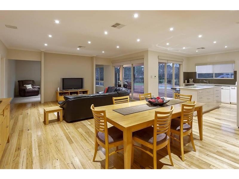 69 Jersey Road, Oakford WA 6121