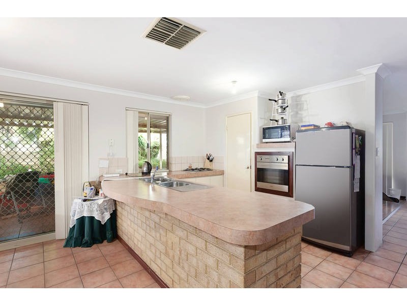 19 Strelitz View, Beeliar WA 6164