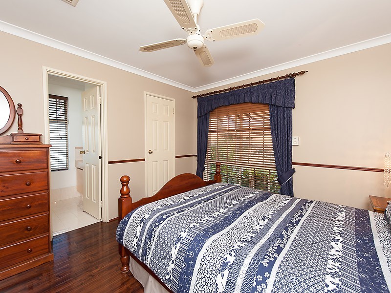 7 Chartwell Place, Leeming WA 6149