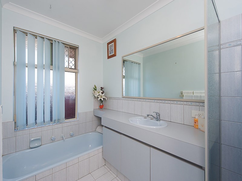 7 Chartwell Place, Leeming WA 6149