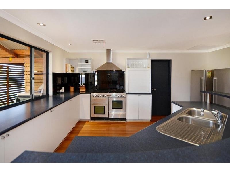 31 Skotsch Road, Banjup WA 6164