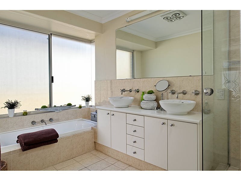 3 Aristata Parade, Aubin Grove WA 6164