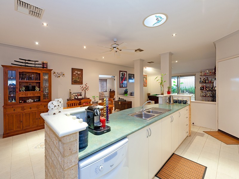 85 East Churchill Avenue, Beeliar WA 6164