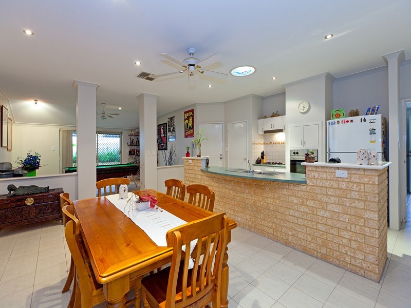 85 East Churchill Avenue, Beeliar WA 6164