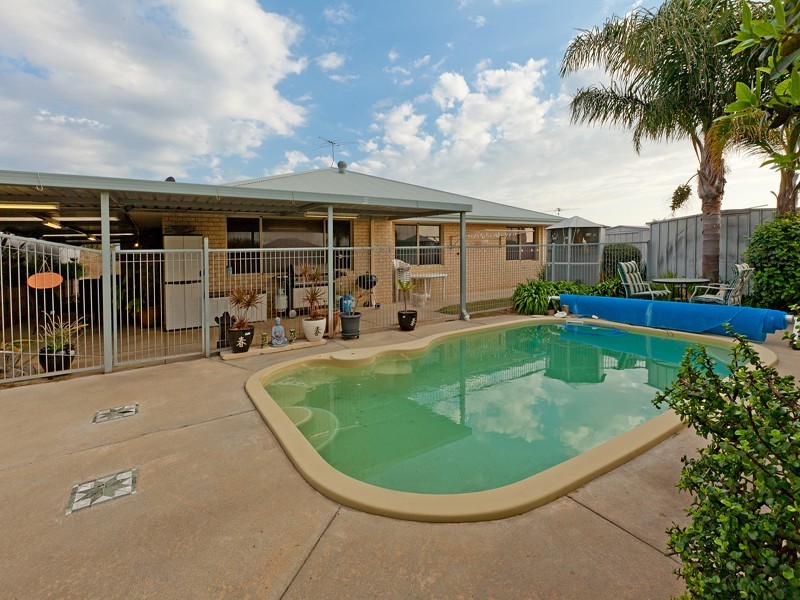 85 East Churchill Avenue, Beeliar WA 6164