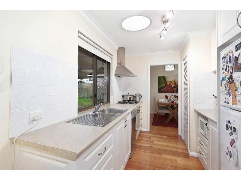 11 Blackthorne Crescent, South Lake WA 6164