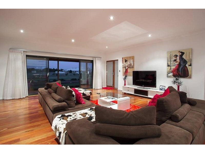 75 Honeymyrtle Loop, Forrestdale WA 6112