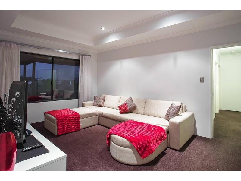 75 Honeymyrtle Loop, Forrestdale WA 6112